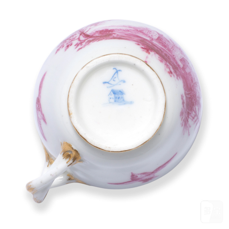 A Sèvres cup and saucer (gobelet Hébert et soucoupe), dated 1758 - 图4